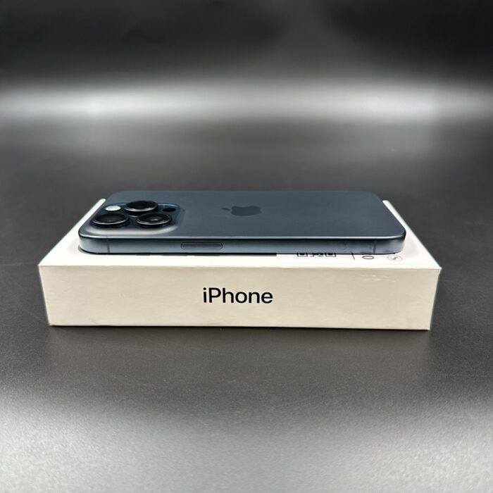 iPhone 15 Pro 256GB Blue Titanium - Image 3