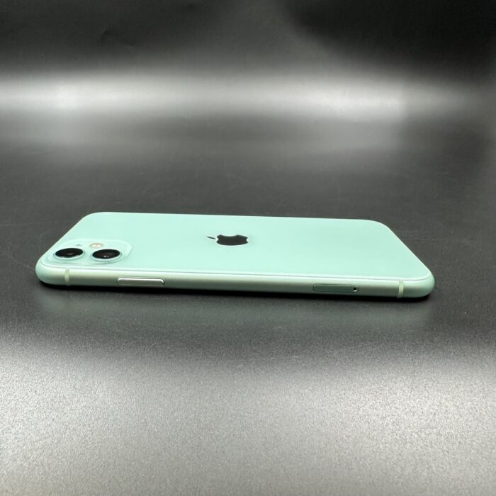 iPhone 11 256GB Green - Image 2