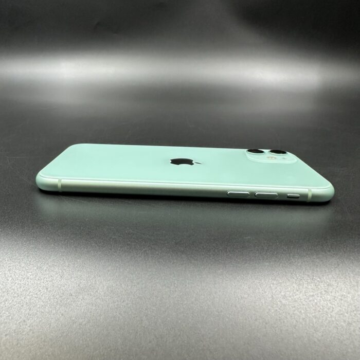 iPhone 11 256GB Green - Image 4