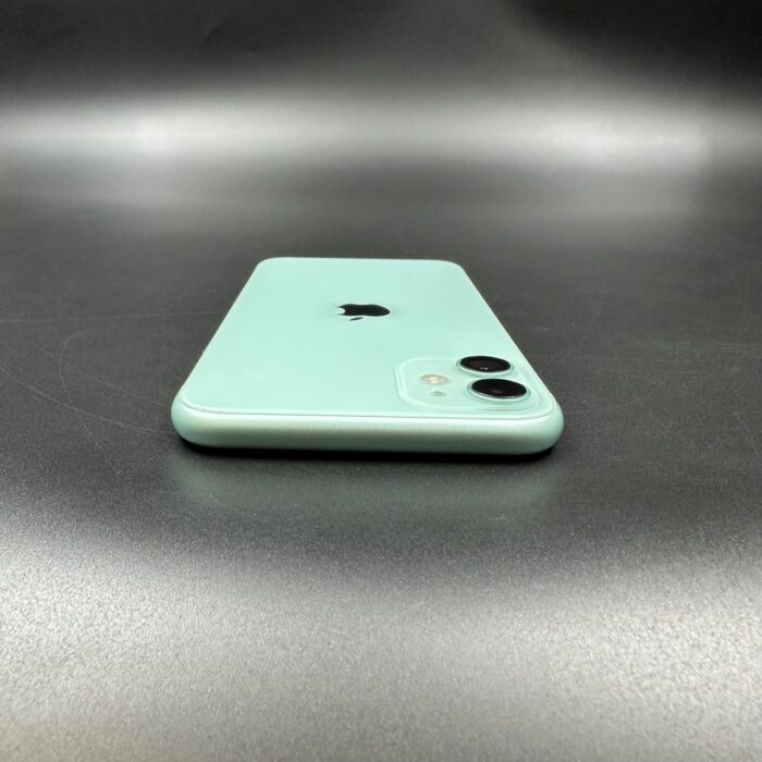 iPhone 11 256GB Green - Image 5