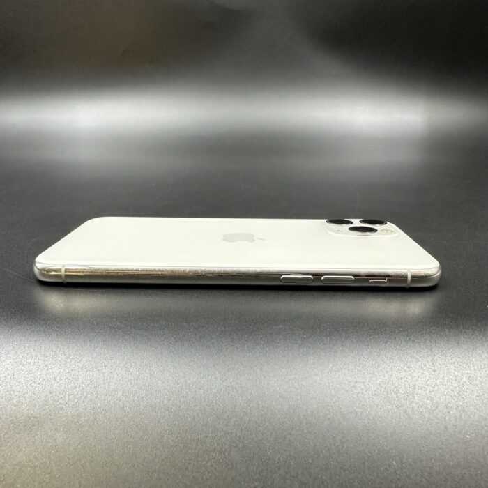 iPhone 11 Pro 64GB Silver - Image 4