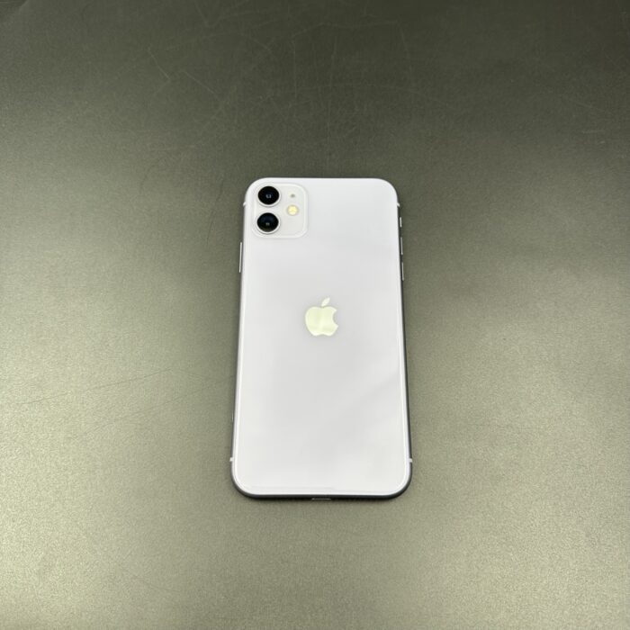 iPhone 11 128GB Purple - Image 6