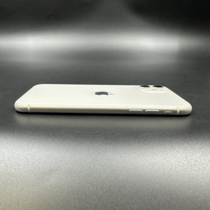 iPhone 11 128GB White - Image 4