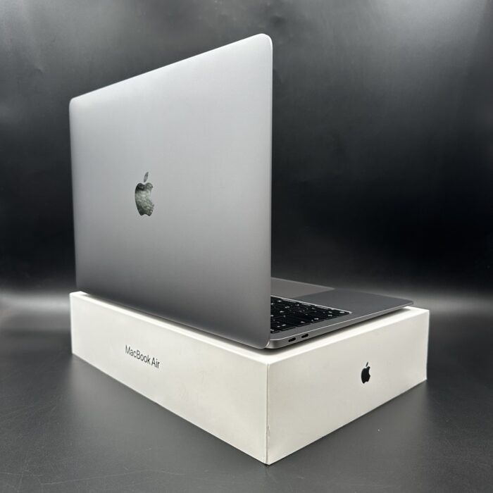 Macbook Air M1 13" 8GB 256GB Space Grey - Image 3