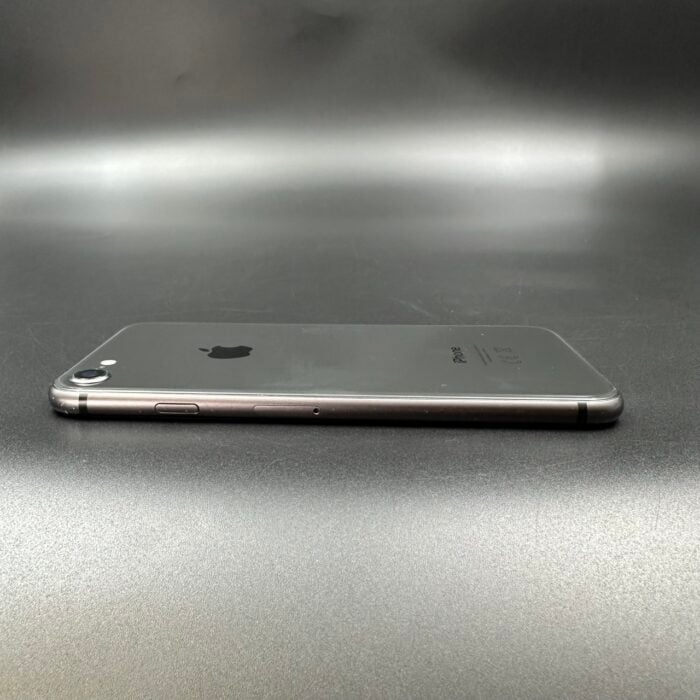 iPhone 8 64GB Space Grey - Image 2