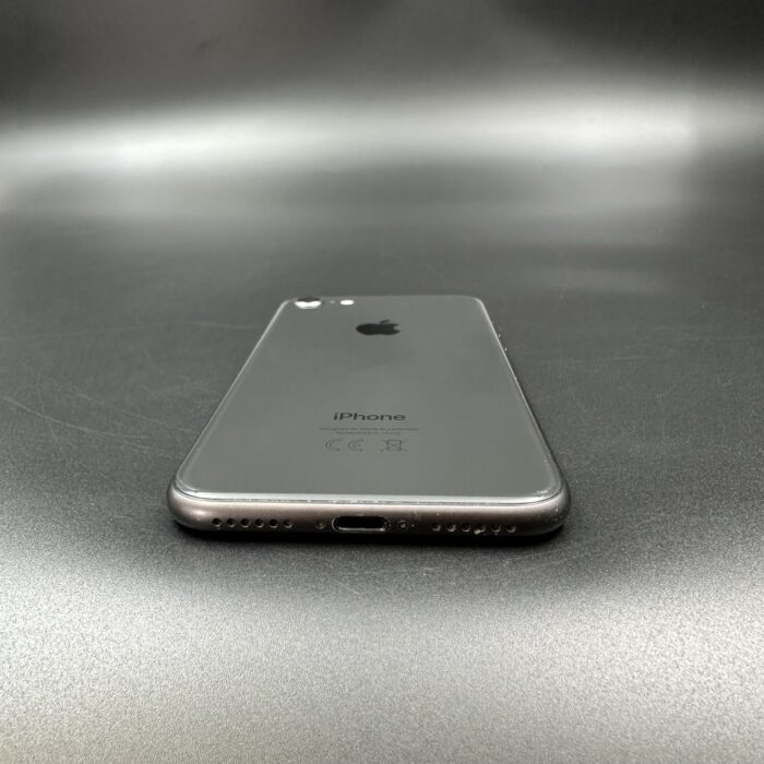 iPhone 8 64GB Space Grey - Image 3