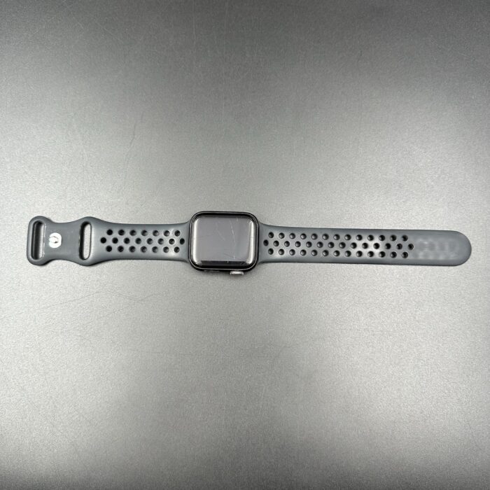 Apple Watch Series 6 40MM Space Grey - Image 7