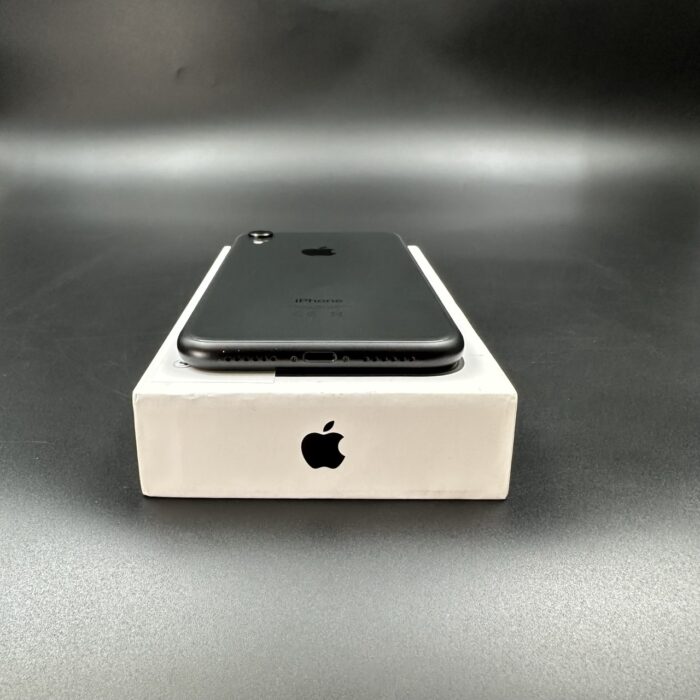 iPhone XR 64GB Black - Image 4