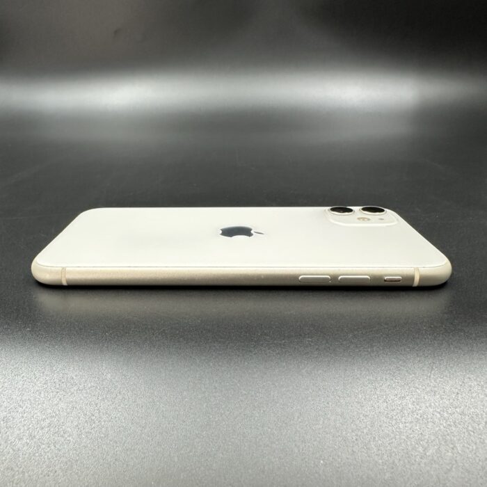 iPhone 11 128GB White - Image 4