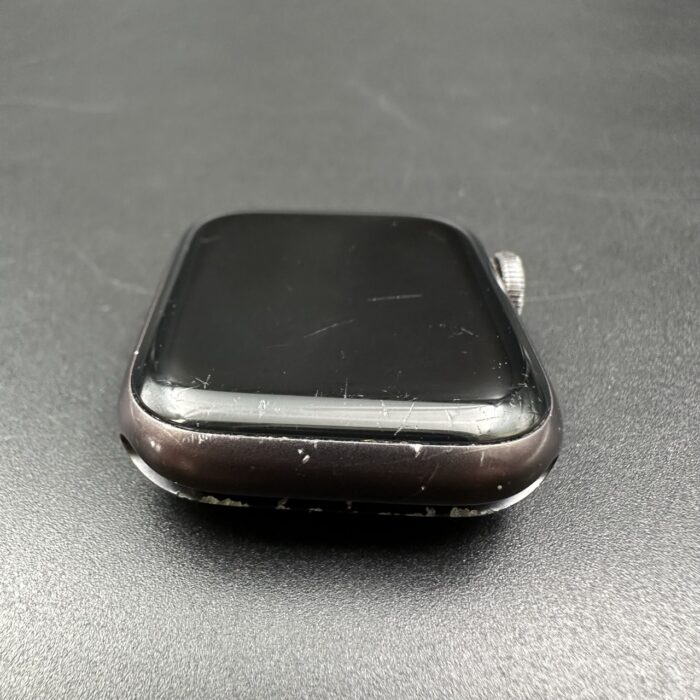 Apple Watch Series 6 40MM Space Grey - Image 2