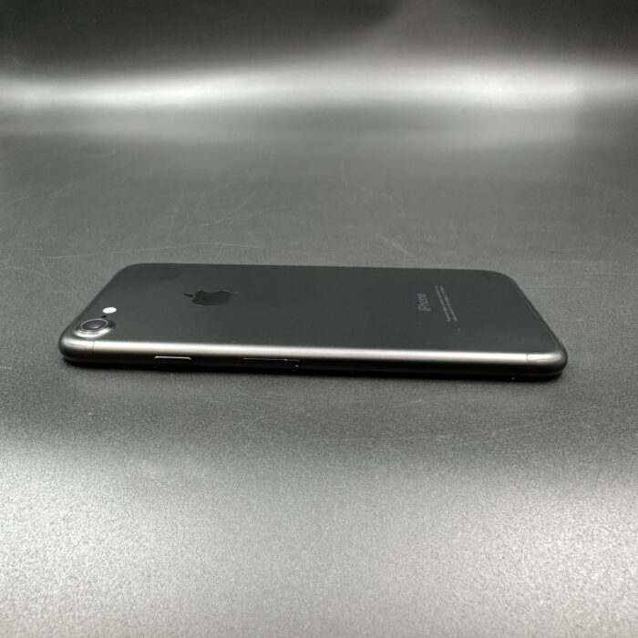 iPhone 7 128GB Black - Image 2