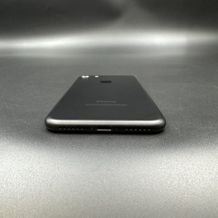 iPhone 7 128GB Black - Image 3