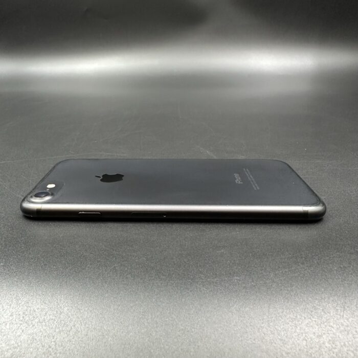 iPhone 7 128GB Black - Image 3