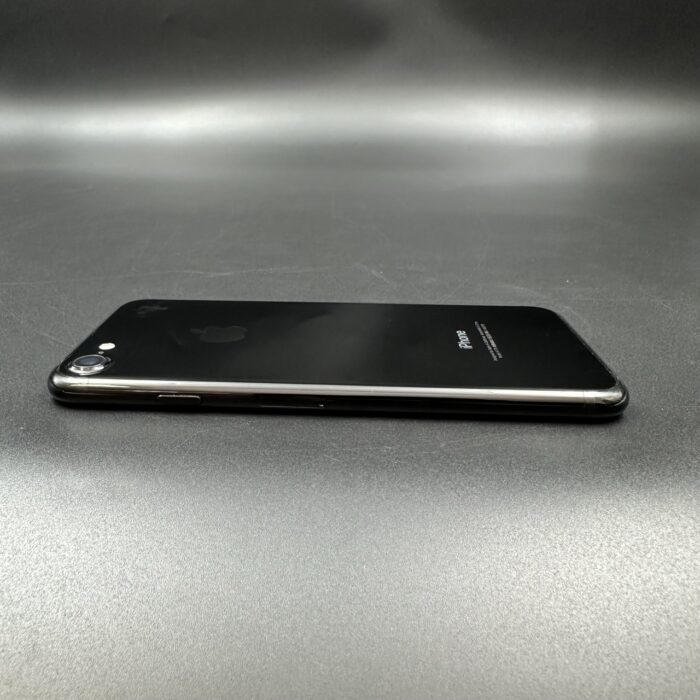iPhone 7 128GB Jet Black - Image 2