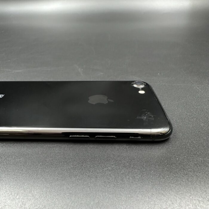iPhone 7 128GB Jet Black - Image 4