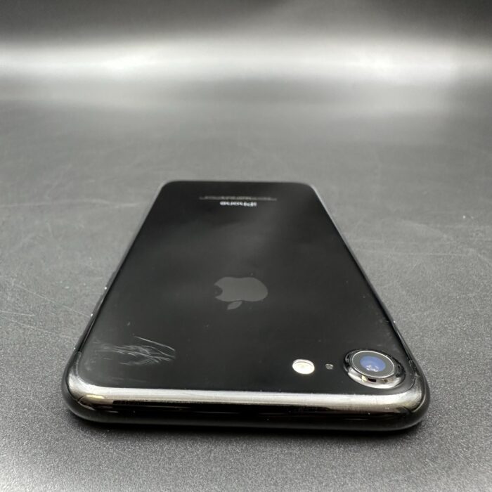 iPhone 7 128GB Jet Black - Image 6