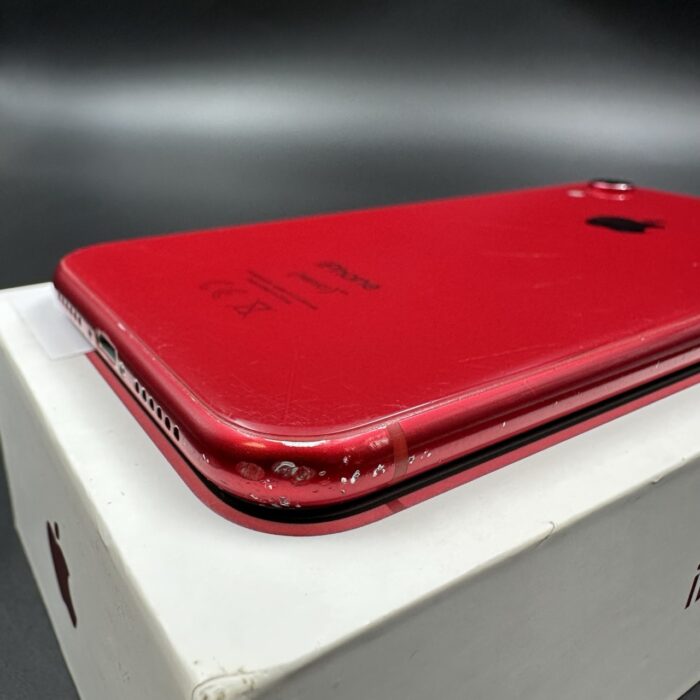 iPhone XR 256GB (Product) Red (Cracked Back and Front) - Image 6