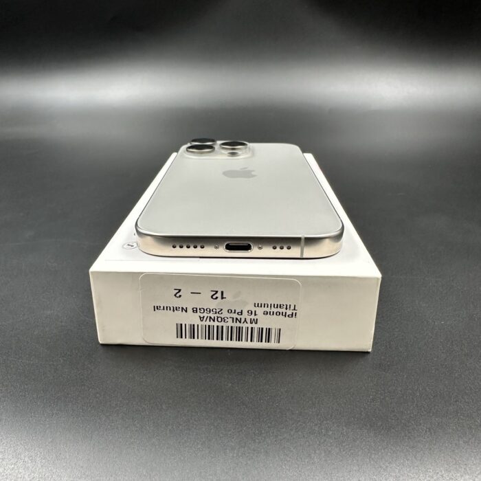 iPhone 16 Pro 256GB Natural Titanium - Image 4