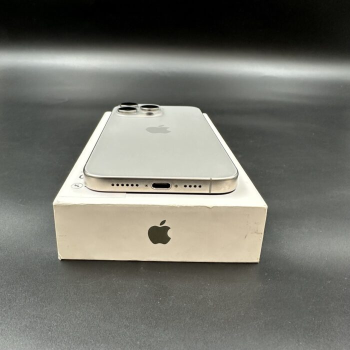 iPhone 15 Pro Max 256GB Natural Titanium - Image 4