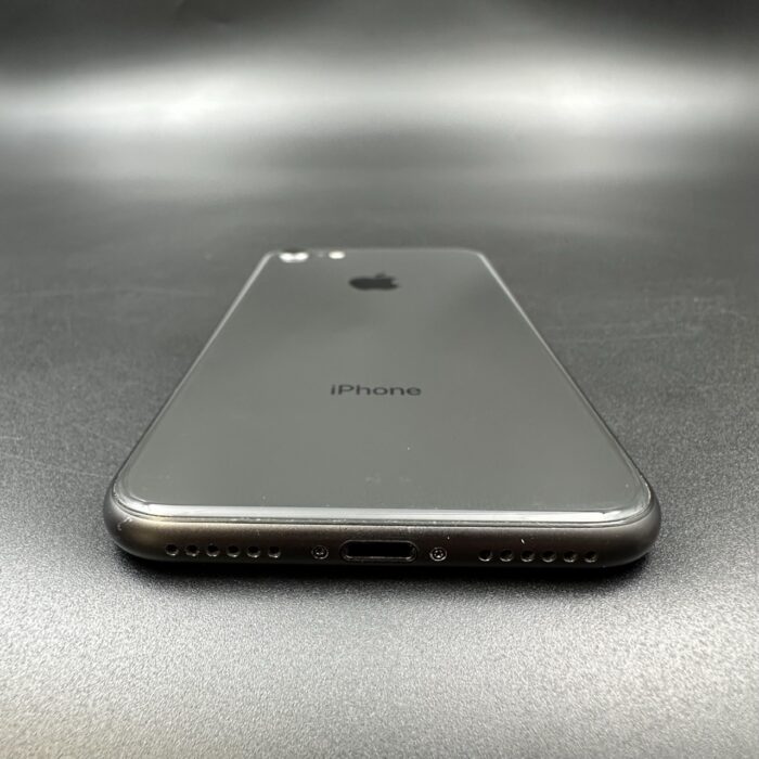 iPhone 8 64GB Space Grey - Image 3