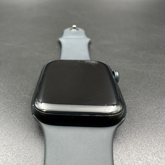 Apple Watch SE (2nd Gen) 44MM Midnight - Image 3