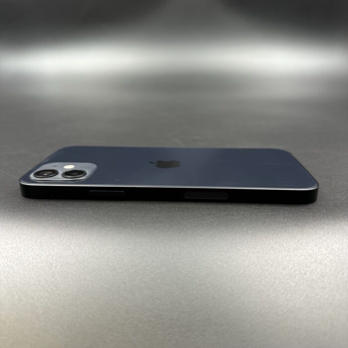 iPhone 12 64GB Black - Image 2
