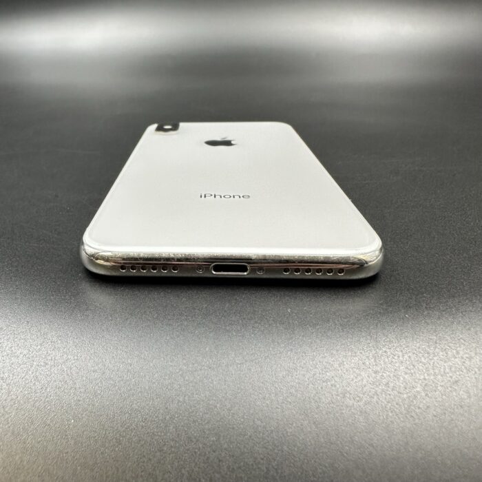 iPhone X 64GB Silver - Image 3
