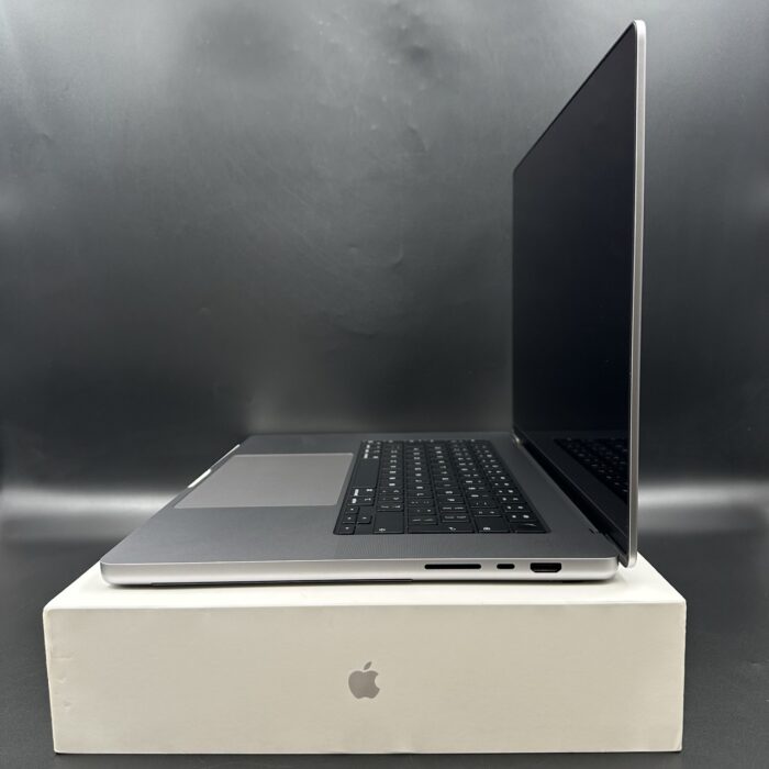 MacBook Pro 16" M2 Max 32GB Ram 1TB Space Grey - Image 4