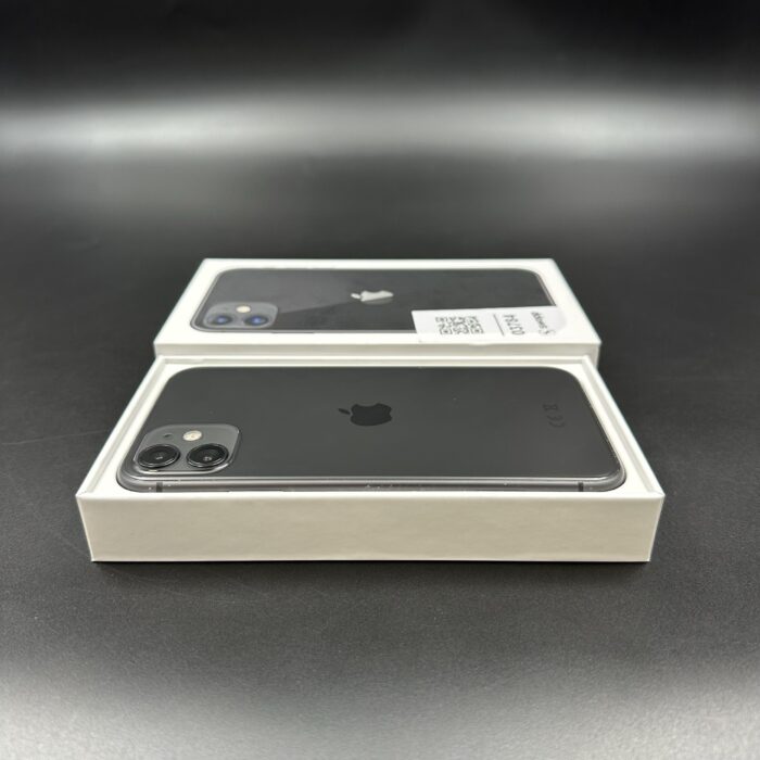 iPhone 11 64GB Black - Image 2