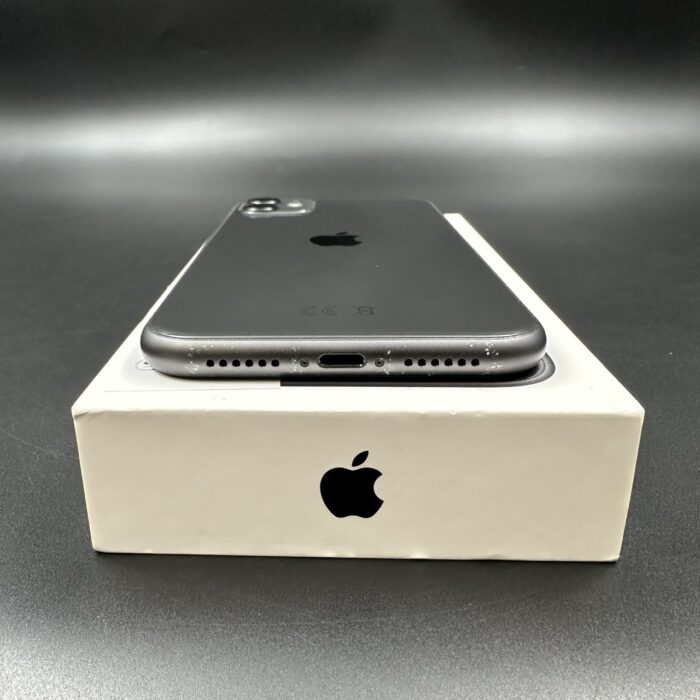 iPhone 11 64GB Black - Image 4