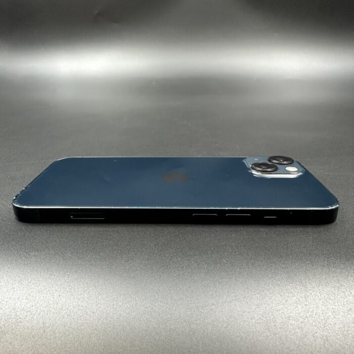 iPhone 13 128GB Midnight - Image 4