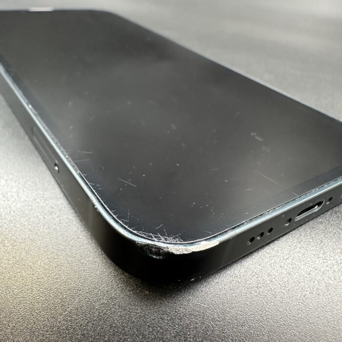 iPhone 13 128GB Midnight - Image 9