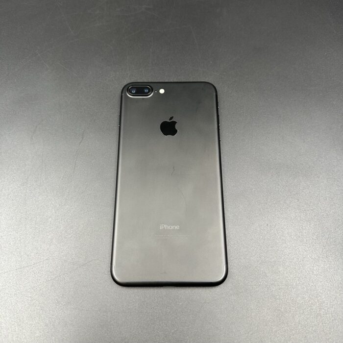 iPhone 7 Plus 128GB Black - Image 6