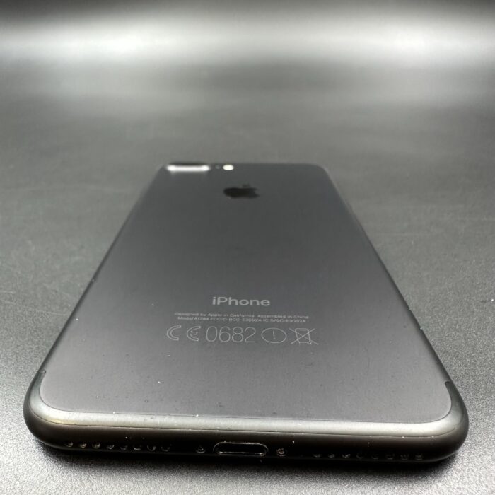 iPhone 7 Plus 128GB Black - Image 3