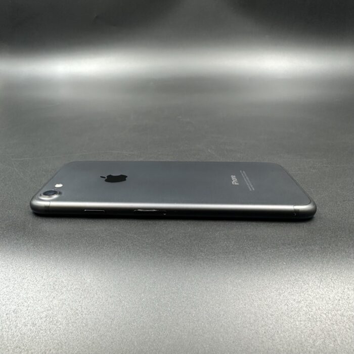 iPhone 7 128GB Black - Image 2