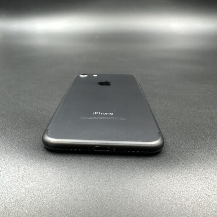 iPhone 7 128GB Black - Image 3
