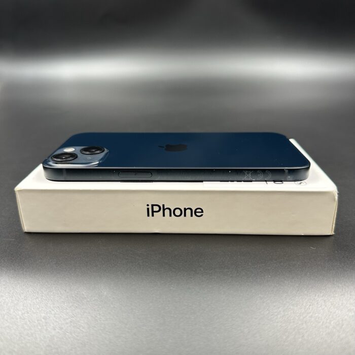iPhone 13 128GB Midnight - Image 3