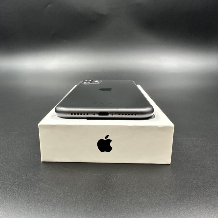 iPhone 11 64GB Black - Image 4