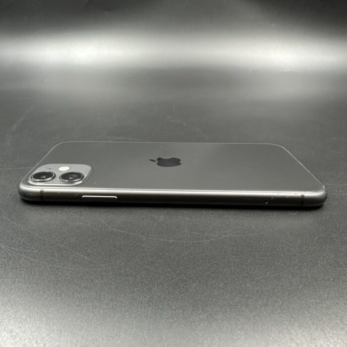 iPhone 11 128GB Black - Image 2