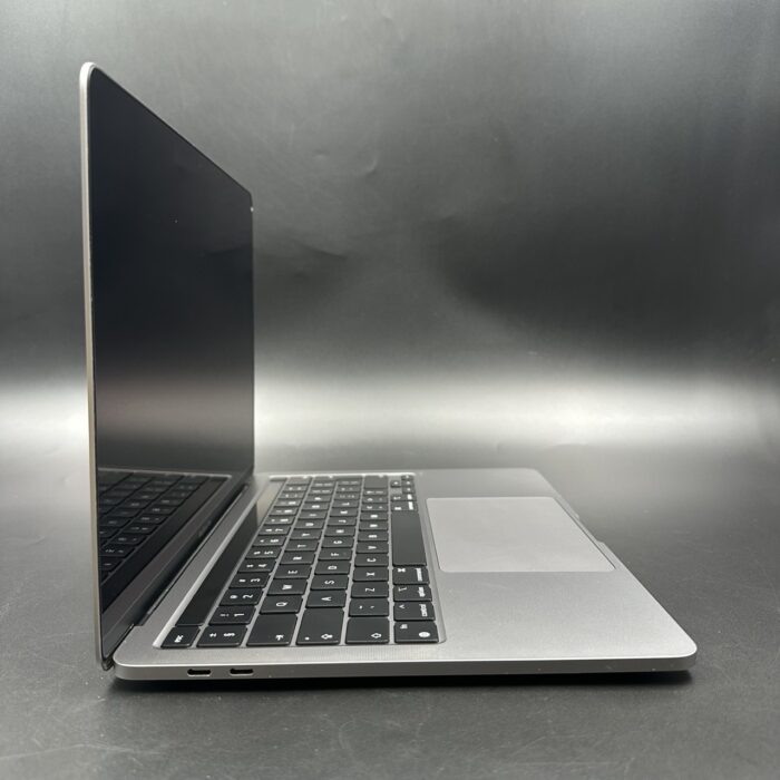 Macbook Pro M1 13" 512GB | 8GB Ram | Space Grey - Image 3
