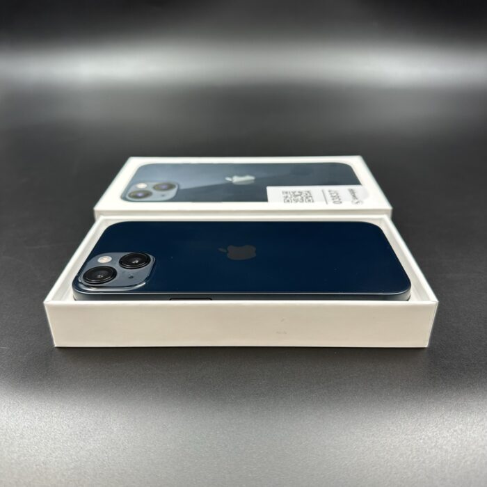 iPhone 13 128GB Midnight - Image 2