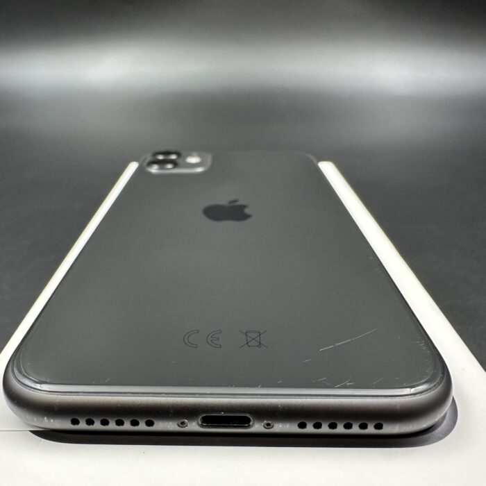 iPhone 11 64GB Black - Image 5