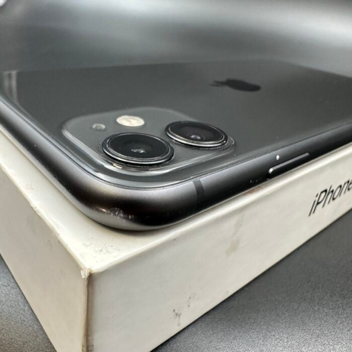iPhone 11 64GB Black - Image 4