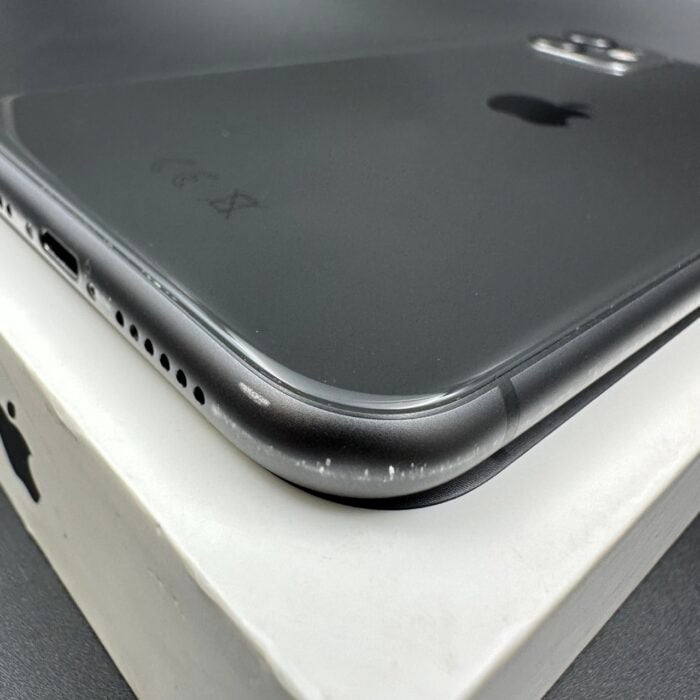 iPhone 11 64GB Black - Image 7
