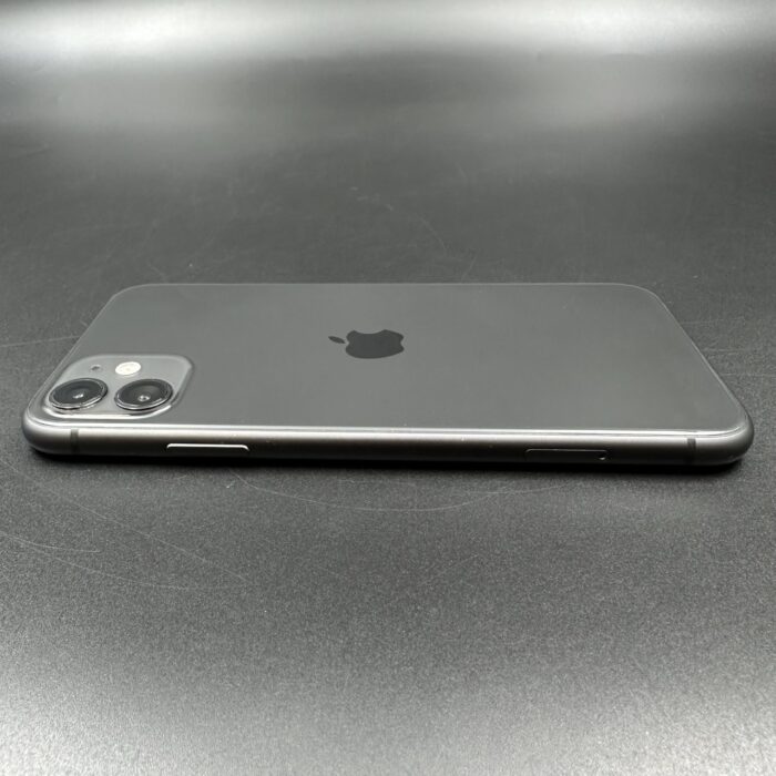 iPhone 11 128GB Black - Image 2