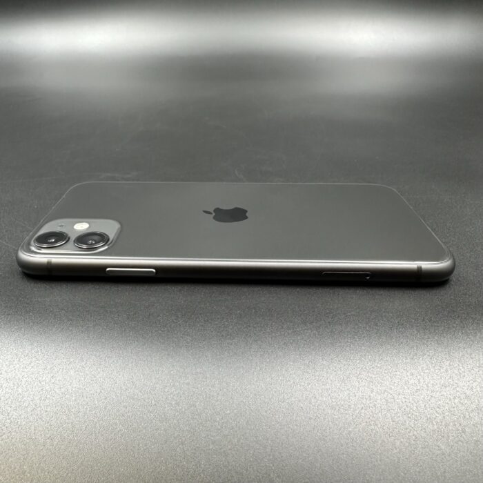 iPhone 11 128GB Black - Image 2