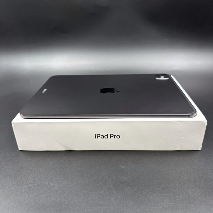 iPad Pro 11-Inch (M4) 256GB WIFI  Space Black - Image 5