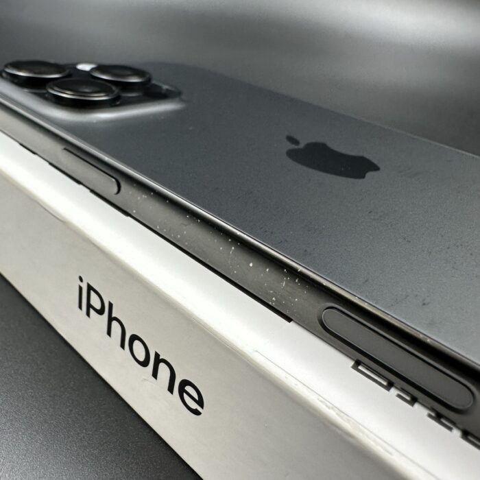 iPhone 16 Pro Max 256GB Black Titanium - Image 4