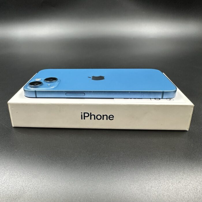 iPhone 13 128GB Blue - Image 3