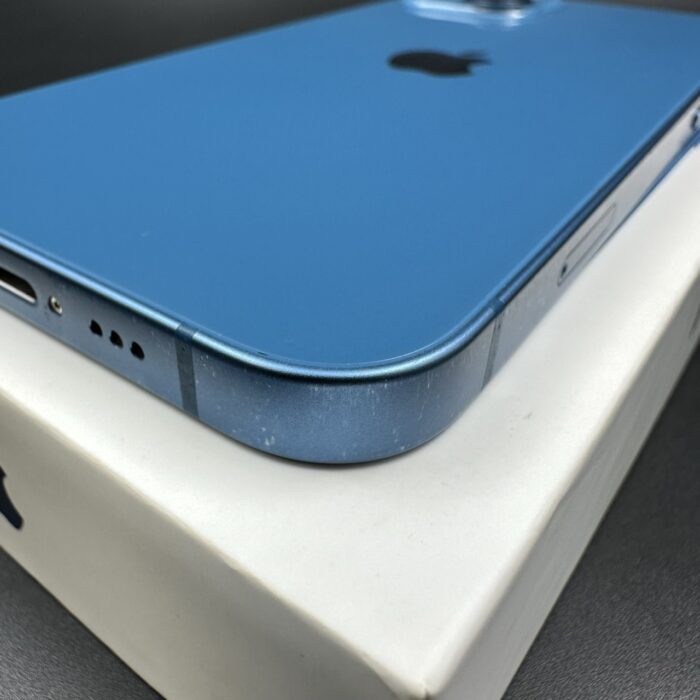 iPhone 13 128GB Blue - Image 6